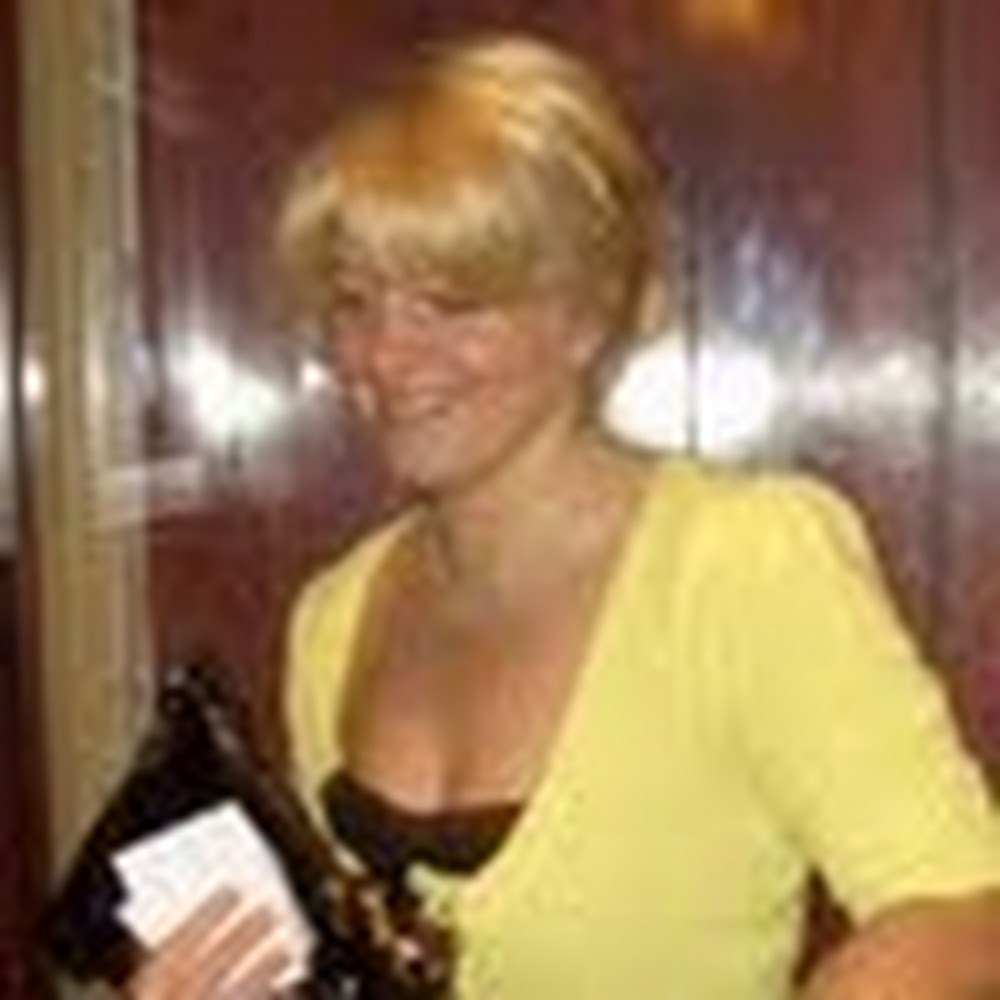 Meet your Posher, Shelley